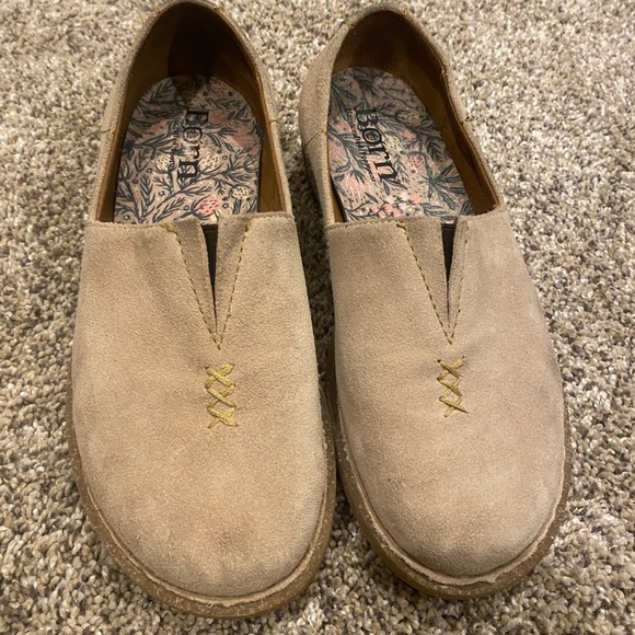 Born Slip On Shoes - Picture 3 of 9